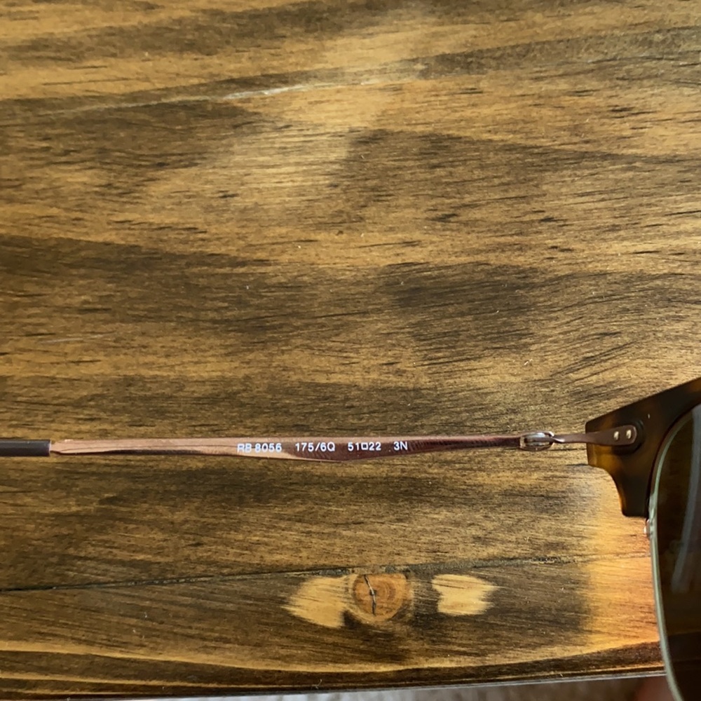 Ray Ban - Sunglasses - Nearly New - Picture 7 of 9